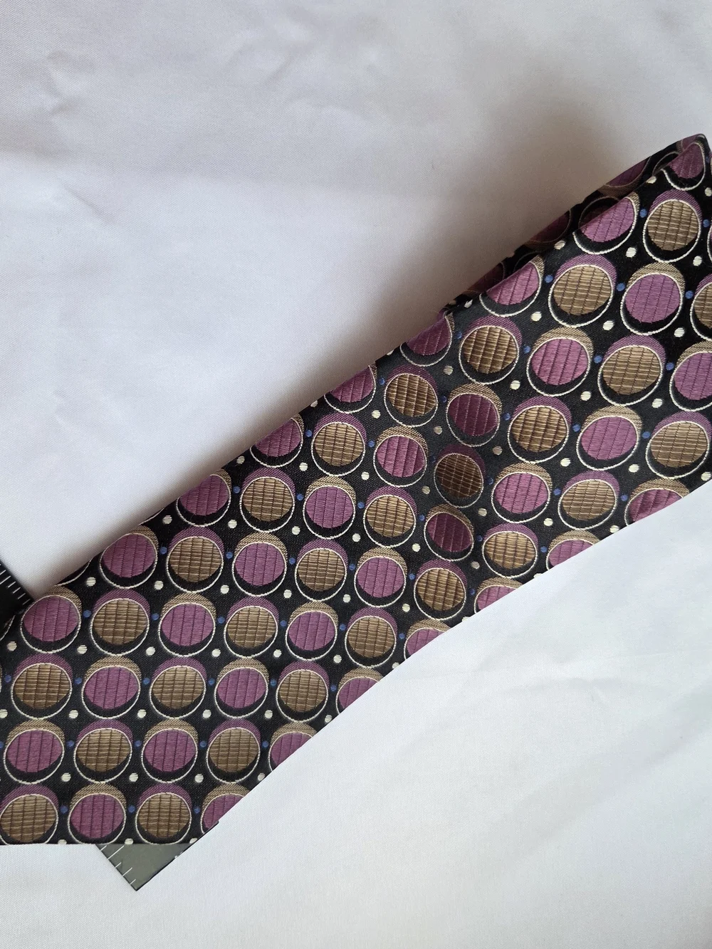 ​Concepts by Claiborne Men's 100% Silk Geometric Necktie